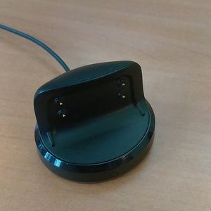 Samsung gear fit 2 Watch charging dock⌚ No watch included.